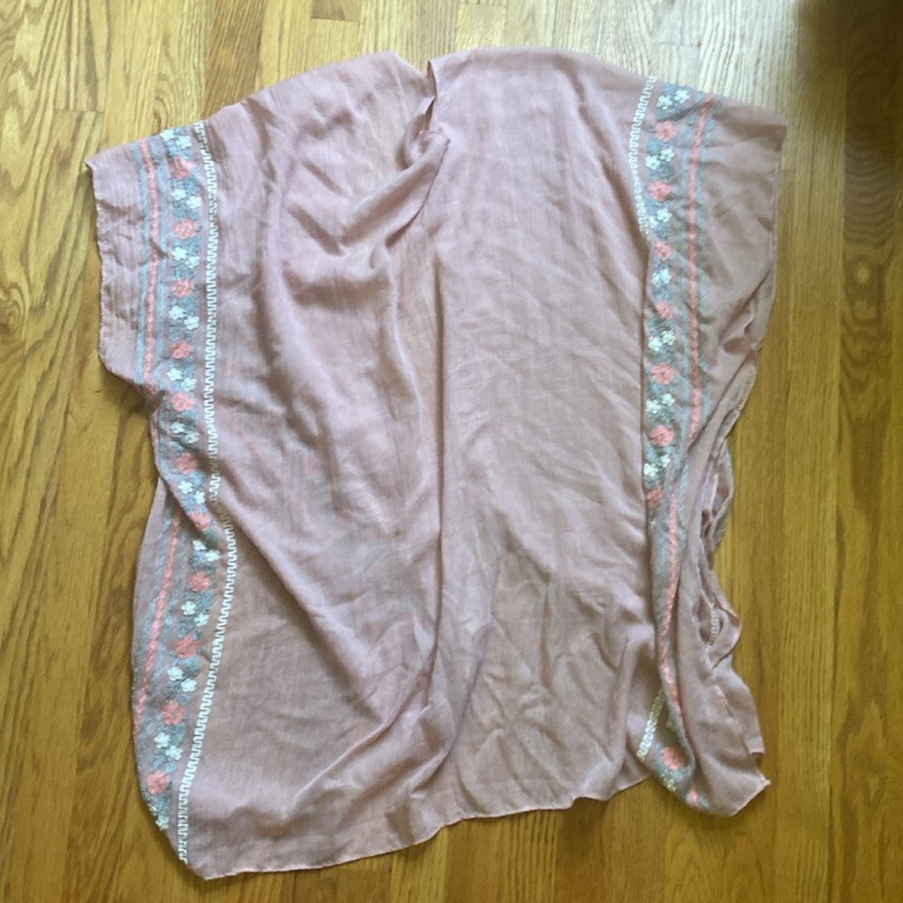 Womens Coverup - Picture 2 of 3